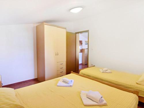 Apartment ALEX 2 KAT by Interhome