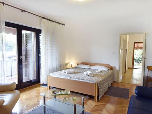 Apartment Elizabeta by Interhome