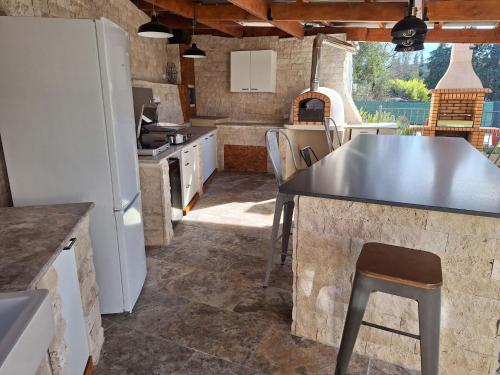 Holiday Home Moulin de Tartay in Avignon by Interhome