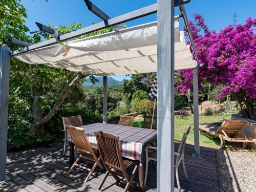 Holiday Home Domaine Punta della Guardia Maison A Figa mit Blick auf das Meer by Interhome