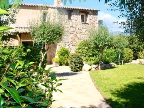 Holiday Home Luxusvilla aus Stein Concadoro by Interhome