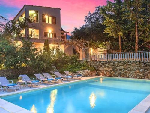 Holiday Home Villa Grand View mit Blick auf das Wasser by Interhome
