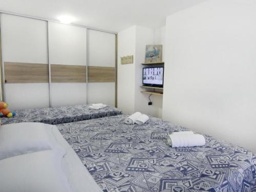 Apartment in Murine mit Großer Terrasse by Interhome