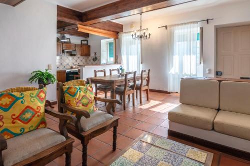 Charm House - City Center Oasis w/ Private Garden