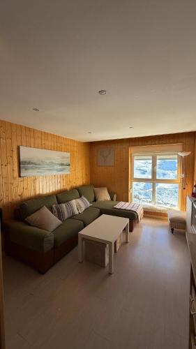 DÚPLEX CON VISTAS ZONA MEDIA