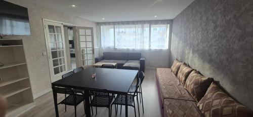 Premium appartement 7 single beds for groups