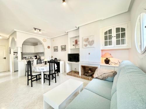Barcas Punta Prima by Villas&You