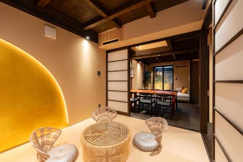 Komachi Residence 金の鶴