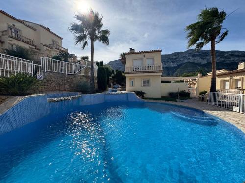 Beachnear terraced house with wonderful sea-views