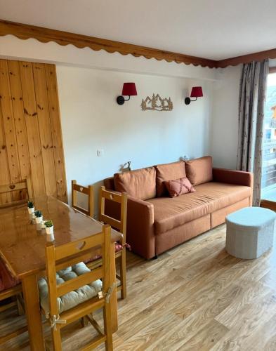 Logement 6 pers pied des pistes les Orres 1800