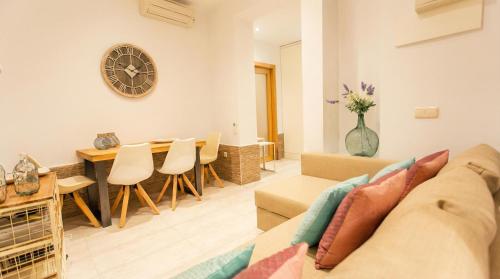 New! Cozy APT in the center 10m Walk to Cathedral