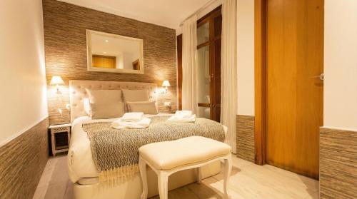 New! Cozy APT in the center 10m Walk to Cathedral