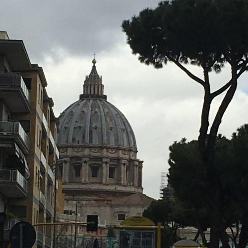 Large Design apartment near the Vatican