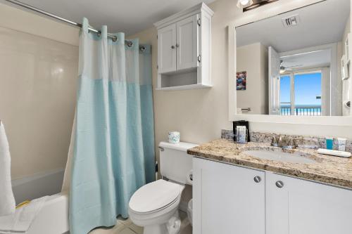 2 Bedroom Newly Remodeled Beachfront Condo, Destin photo 10