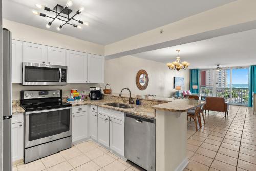 2 Bedroom Newly Remodeled Beachfront Condo, Destin photo 21
