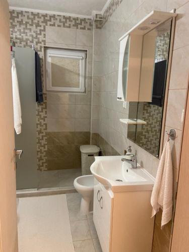 Et badeværelse på Villa Cherry