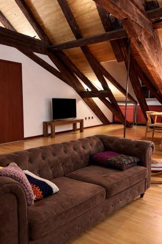 Historic Apartment Cathedral View in the Heart of Bern 4th Floor - no Lift
