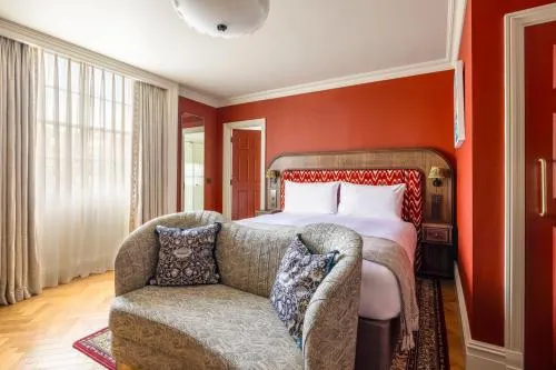 Bertrand's Townhouse photo 8