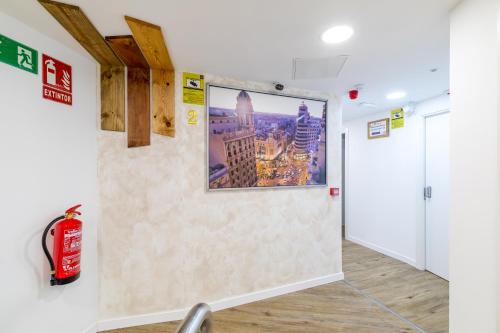 AYZ Princesa-Auto check-in property