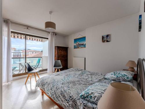 Appartement T3 spacieux avec parking, balcons, à 20m de la plage d'Arcachon