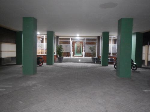 Фотография из галереи Hotel DMadinah inn Gentan в Соло