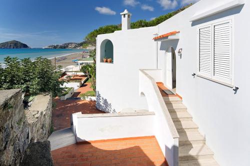 Gallery image of Parco Smeraldo Appartamenti in Ischia