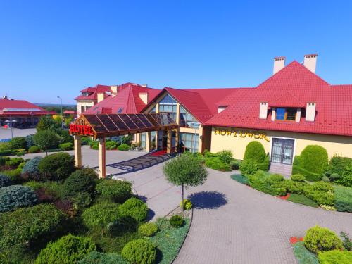 an overhead view of a house with red roof at Hotel Wellness & Spa Nowy Dwór in Rzeszów