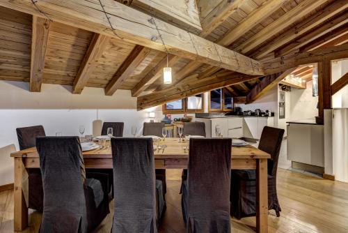 Chosalets - Chalet 200m2 Cheminee Jacuzzi Sauna Vues