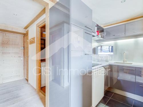 Appartement ensoleillé pour 6 pers, ski-in ski-out à Méribel - FR-1-411-685