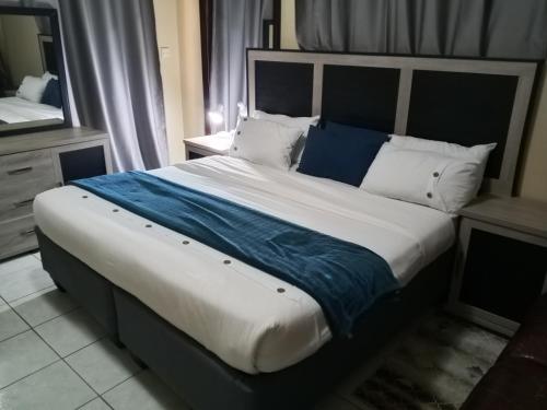 Solar City Guest House
