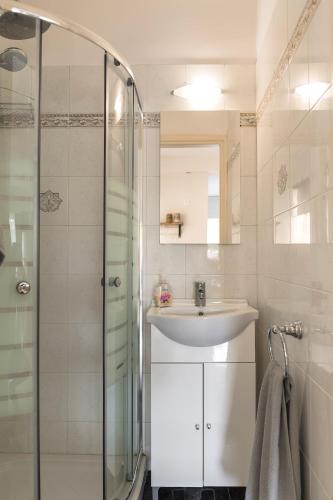 Russelia Suite right in the heart of Rhodes City