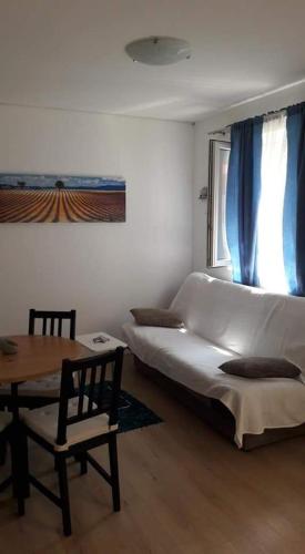 Apartman Luki Srima