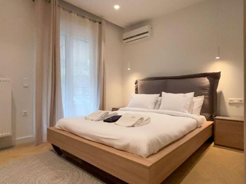 Elegant Living in Glyfada Center