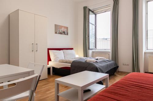 Affordable 2BR near Millennium Tower, Long Stay