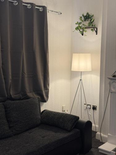 Contractor & Family Sleeps 5 Bham HS2 Parking for 3 photo 15