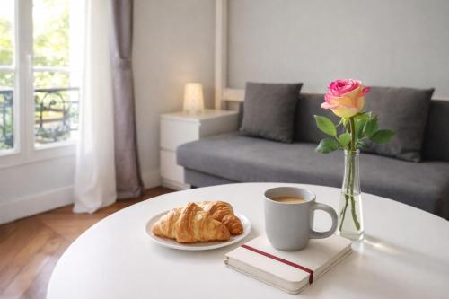 Bright Guest Suite by Place de la Bastille Marais
