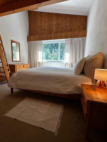 HappyLaax - Panoramic Penthouse - Pool, Sauna & Private Parking
