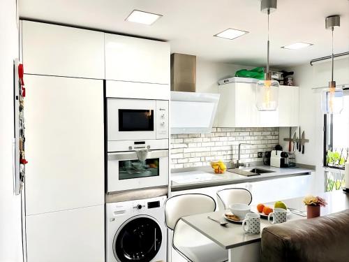 NUEVO!! Apartamento Lujo&Confort. PARKING