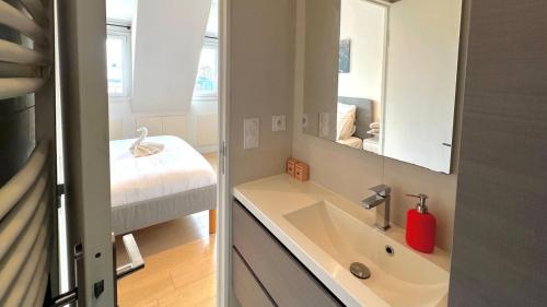 Air conditioning, calm & comfort in the heart of Paris Marais