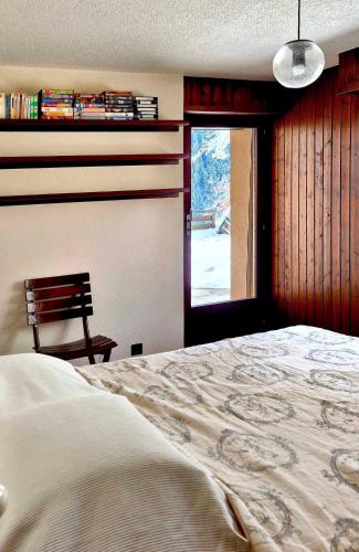 Charming Vintage Flat near Spa Slopes