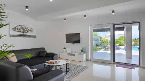 Villa La Perla by Villas Guide