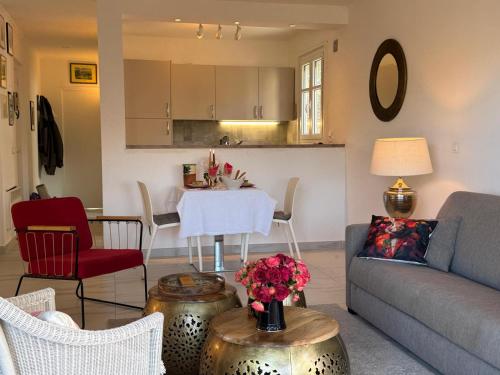 Superior Apartment on first floor with Sea View