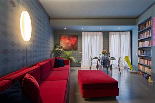 Modern and Particular Apartment in the Center