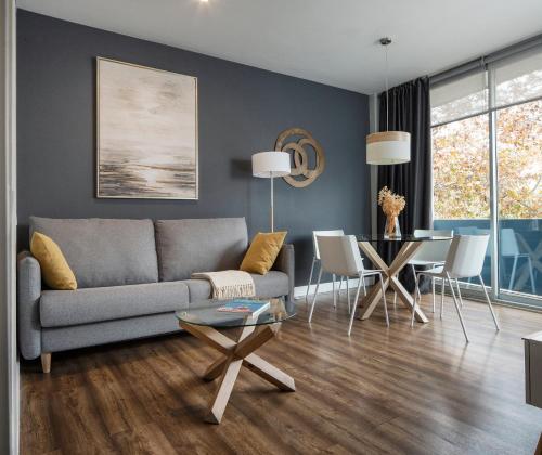 Feelathome Poblenou Beach Apartments