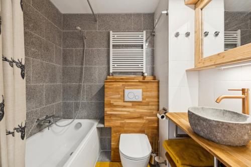 Central studio in Villars sur Ollon, Emeraude, for 3 only 100m to Bretaye ski train