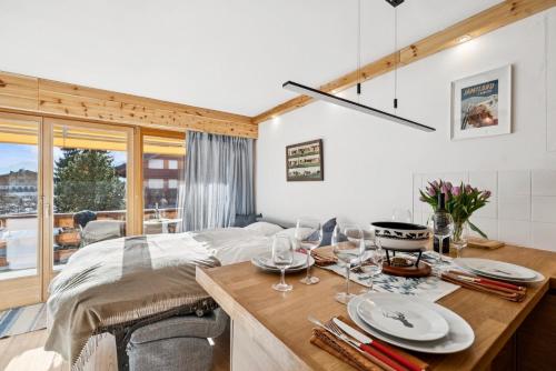 Central flat in Villars sur Ollon, Amethyste, for 4, with two double beds, balcony and 75m to ski-train