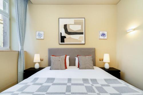 WHome Riverside Flat Steps from Lisbon Attractions