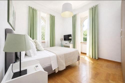 Luxury Apartment for 10 Central VATICANO S'Peter Basilica AirCond NETFLIX - SKY Wifi