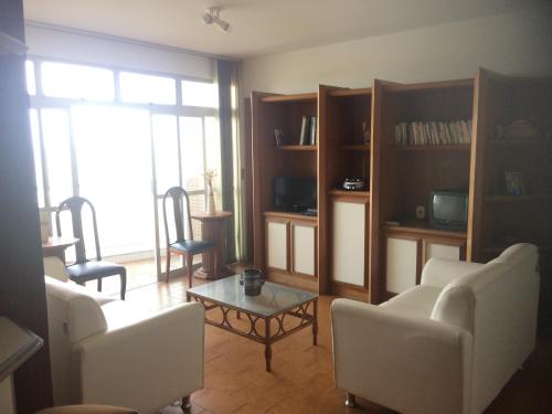 Foto da galeria de Apartamento Guarapari com simpatia em Guarapari