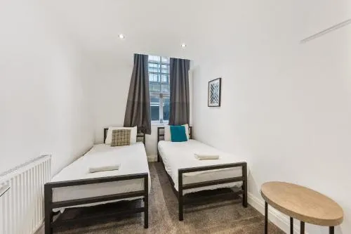 Concert Square - Party Apartment in Liverpool City Centre photo 58